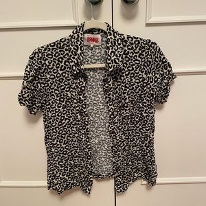 Solid and striped short sleeve shirt beach top